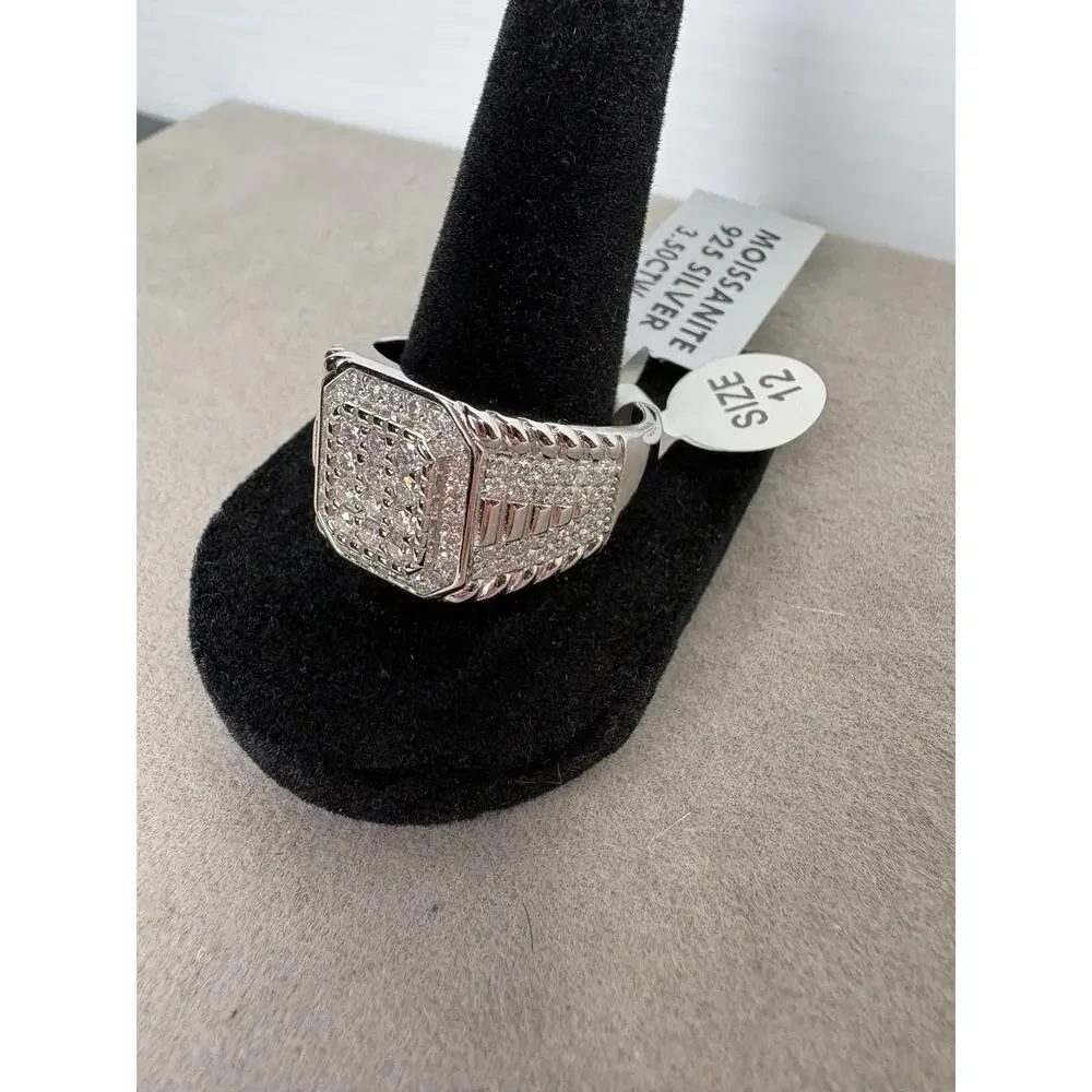 Stunning Men's Size 12 Moissanite in Sterling Silver Ring - Picture 3 of 7